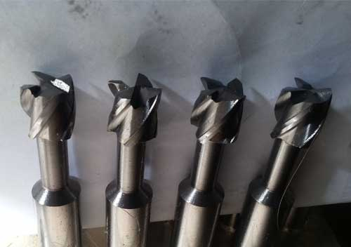 选择本厂生产的硬质合金非标刀具是您睿智的选择